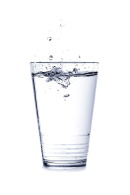 Vann i glass